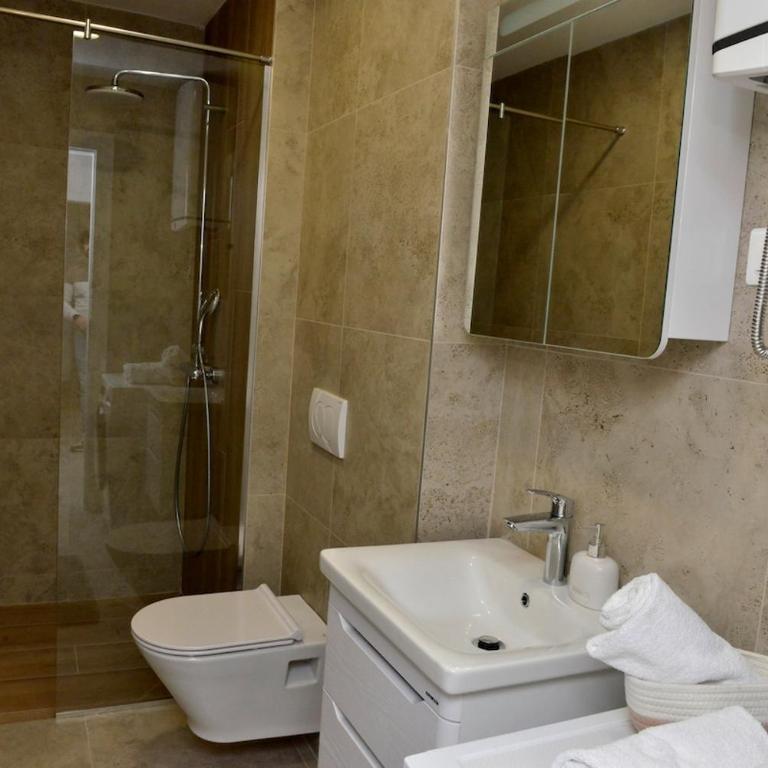 Lux T-residence - One-Bedroom Deluxe Apartment - 20