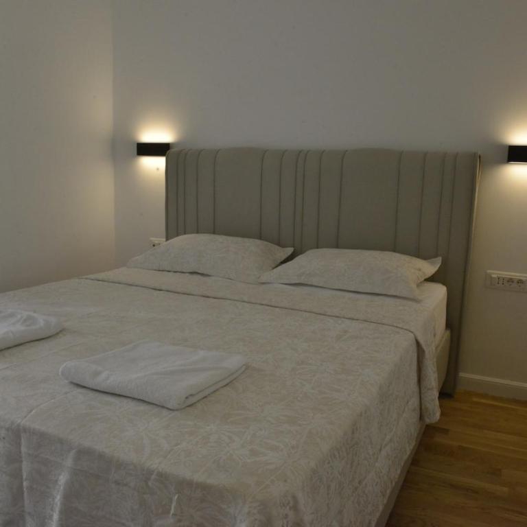 Lux T-residence - One-Bedroom Deluxe Apartment - 47