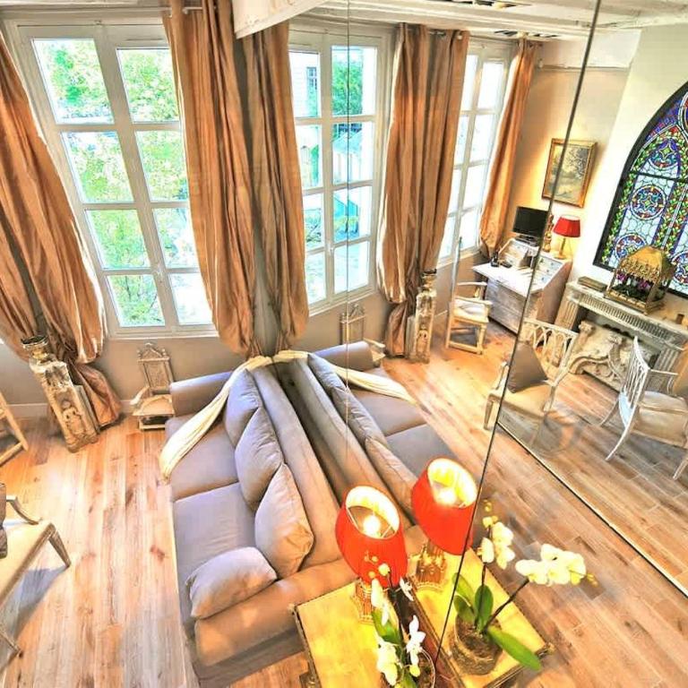 Charming Two Bedroom with AC At Notre - Dame - Appartamento - 20