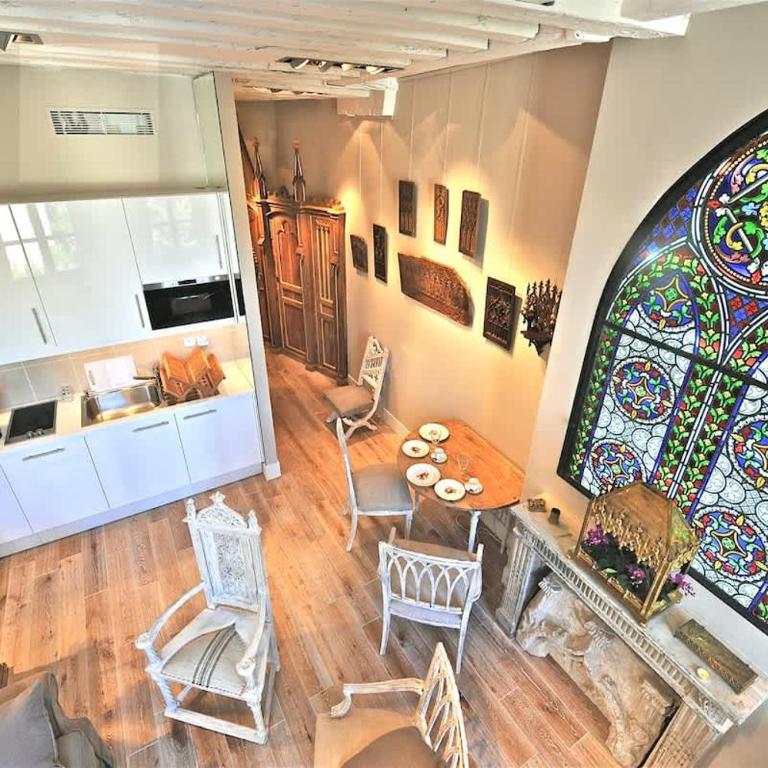 Charming Two Bedroom with AC At Notre - Dame - Appartamento - 18
