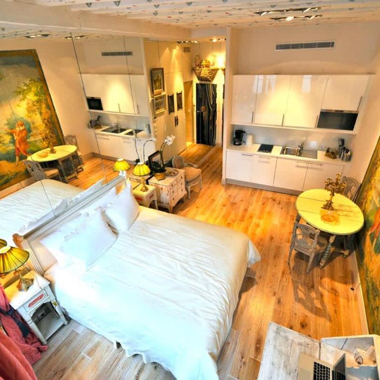 Charming Two Bedroom with AC At Notre - Dame - Appartamento - 31