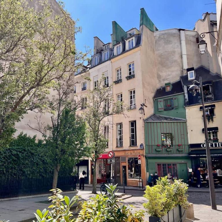 Charming Two Bedroom with AC At Notre - Dame - Appartamento - 48