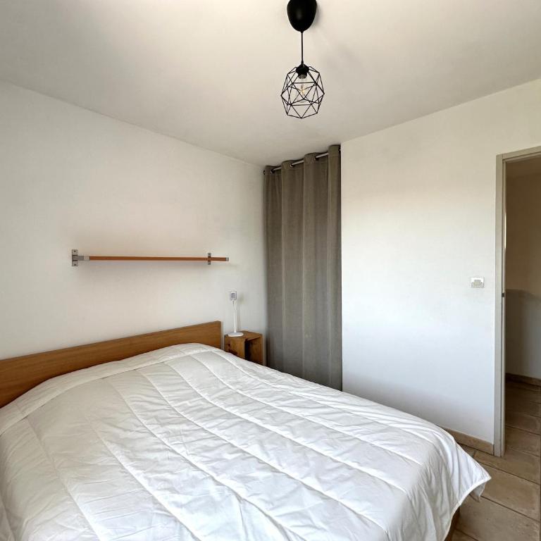 Villa Paloma pour 6 personnes avec piscine privée, à deux pas du Golf de Valcros, à La Londe-Les-Maures - Casa - 23