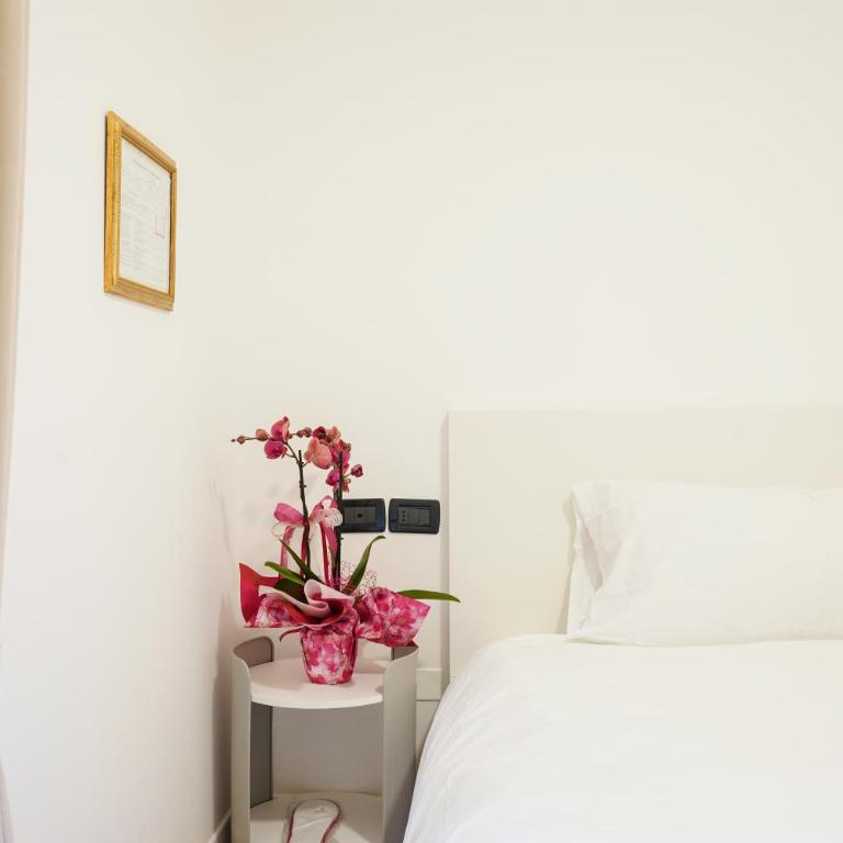 Sunshine HOTEL - Camera Singola con Balcone - 9