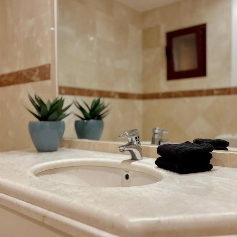 Marbella Elviria: 3 Dorm, Playa andando y Piscina - Apartamento de 3 dormitorios - 36