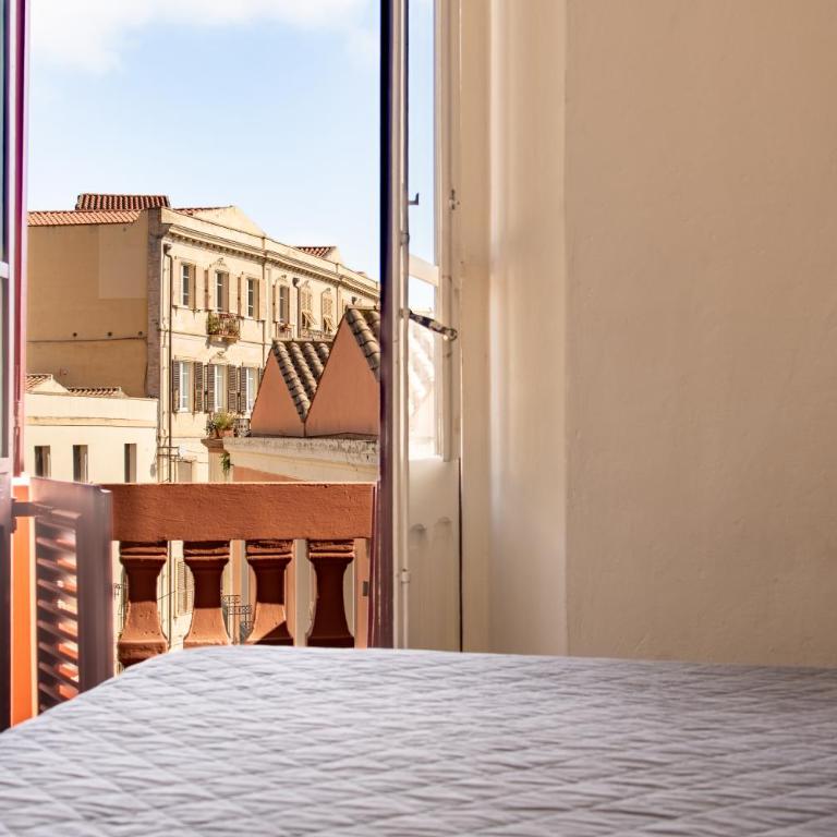 Al Bastione di Cagliari - Double Room with Balcony - 11