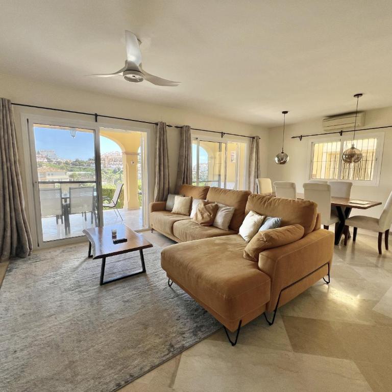 25 - Townhouse sur le golf de Miraflores - Casa Vacacional de 3 dormitorios - 1