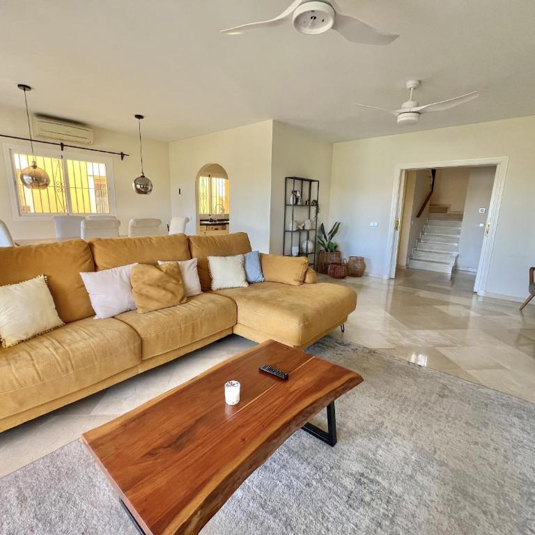 25 - Townhouse sur le golf de Miraflores - Casa Vacacional de 3 dormitorios - 12