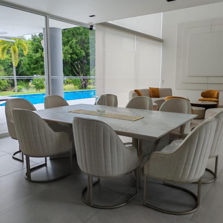 Casa de lujo en Girardot con piscina privada tipo resort - Villa - 17