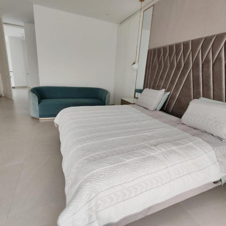 Casa de lujo en Girardot con piscina privada tipo resort - Villa - 26