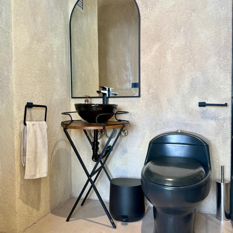 SUITe UIO2 - One-Bedroom Apartment - 2