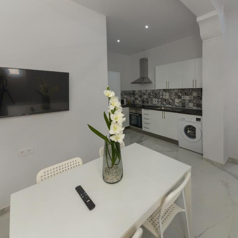 Apartamento Cádiz Falla - La Caleta - Apartamento Deluxe de 4 dormitorios - 1