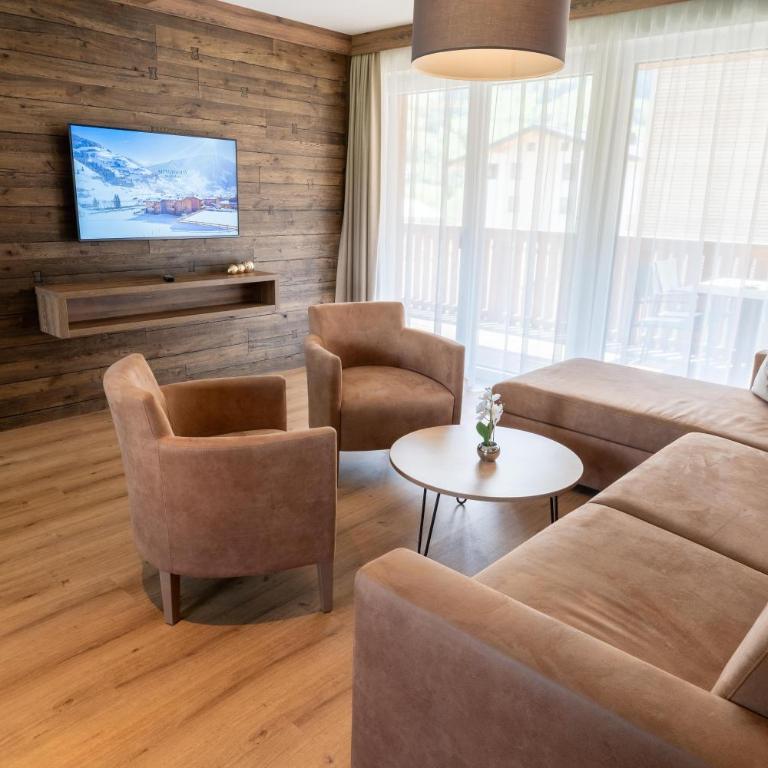 Alpinegold Residenz Rauris - Apartment mit 2 Schlafzimmern und Balkon - 5