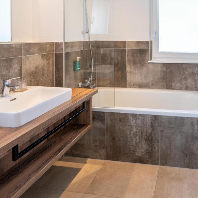 Alpinegold Residenz Rauris - Apartment mit 2 Schlafzimmern und Balkon - 9