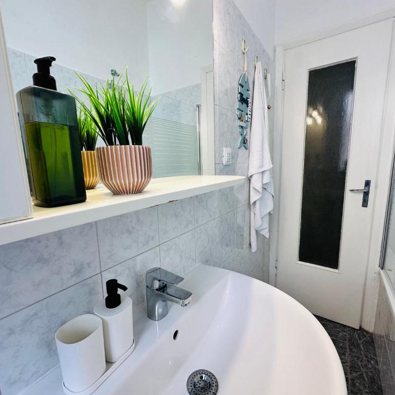 Piccolo Rifugio by anbra Properties --- WITH PARKING AND FREE WIFI - Appartamento con 1 Camera da Letto - 18