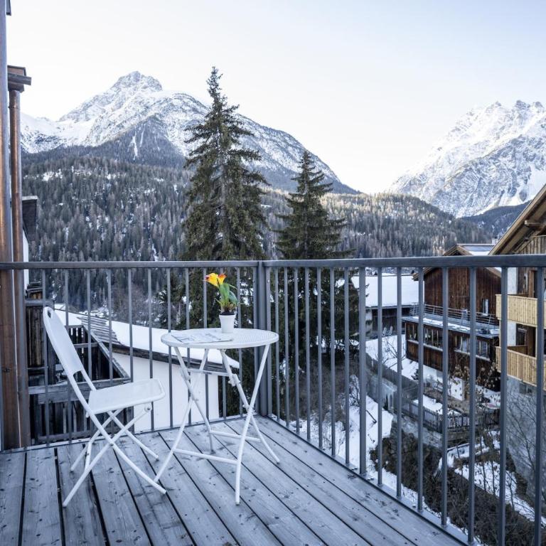 Chasa Stradun 203A - Apartment mit Balkon - 3