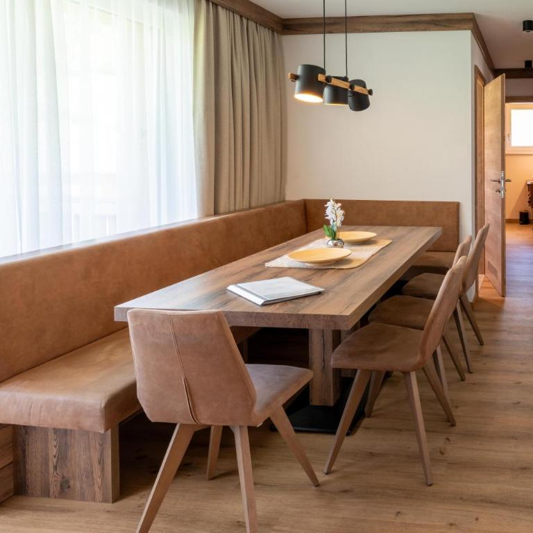 Alpinegold Residenz Rauris - Apartment mit 3 Schlafzimmern und Balkon - 9