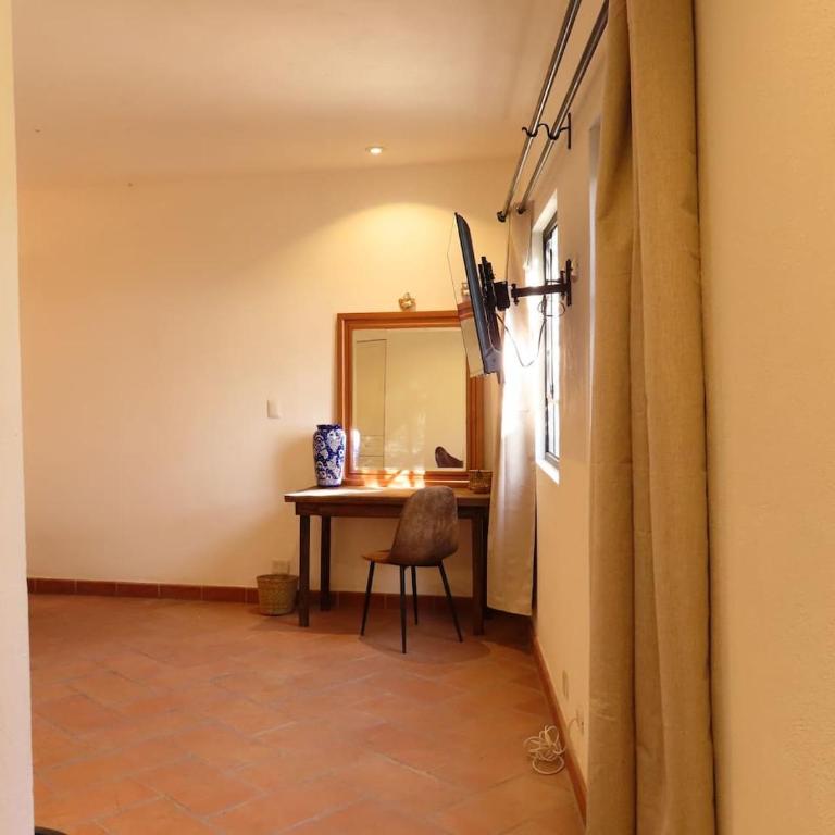 Casa Espiral - One-Bedroom Apartment with City View - 27