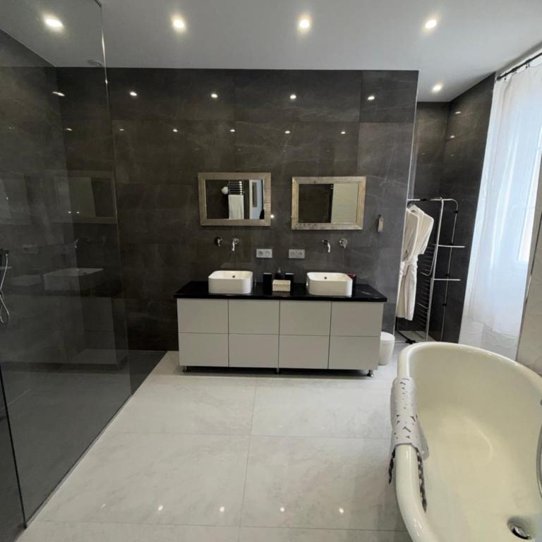 Appartement Haut Standing 5 pièces Cannes centre - Apartment - 10