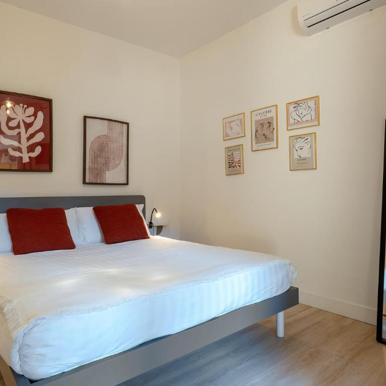 Urban Oasis Labicana with Patio 2 - Free Parking - Camera Matrimoniale - 12
