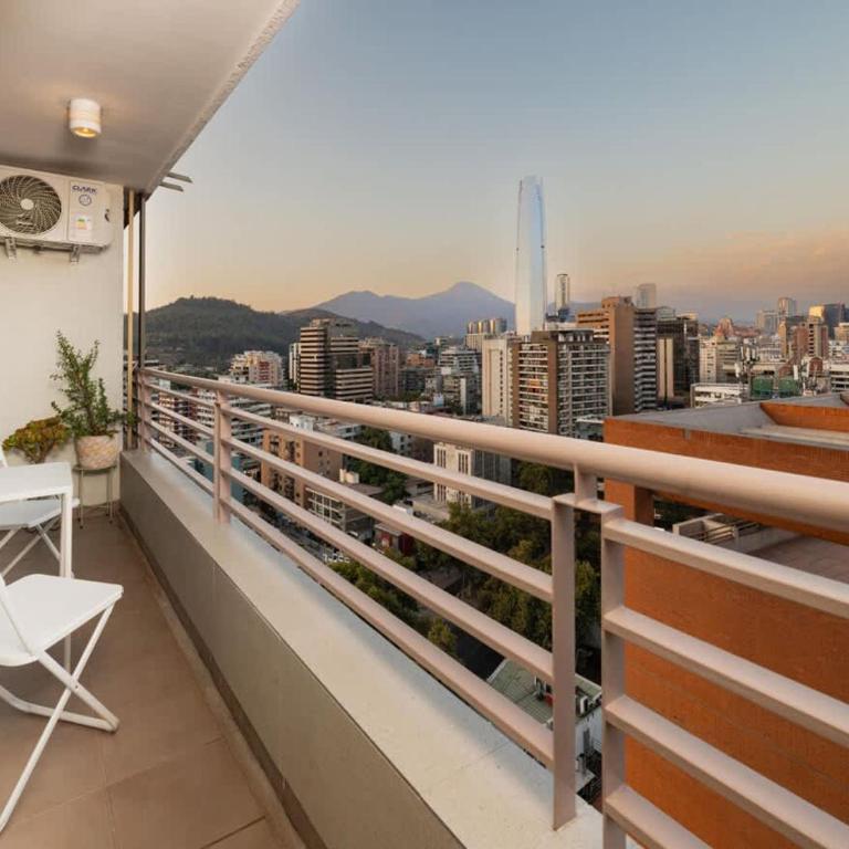 BUHO - Urban Artistic Providencia - AC Pool Wifi - Apartment - 4
