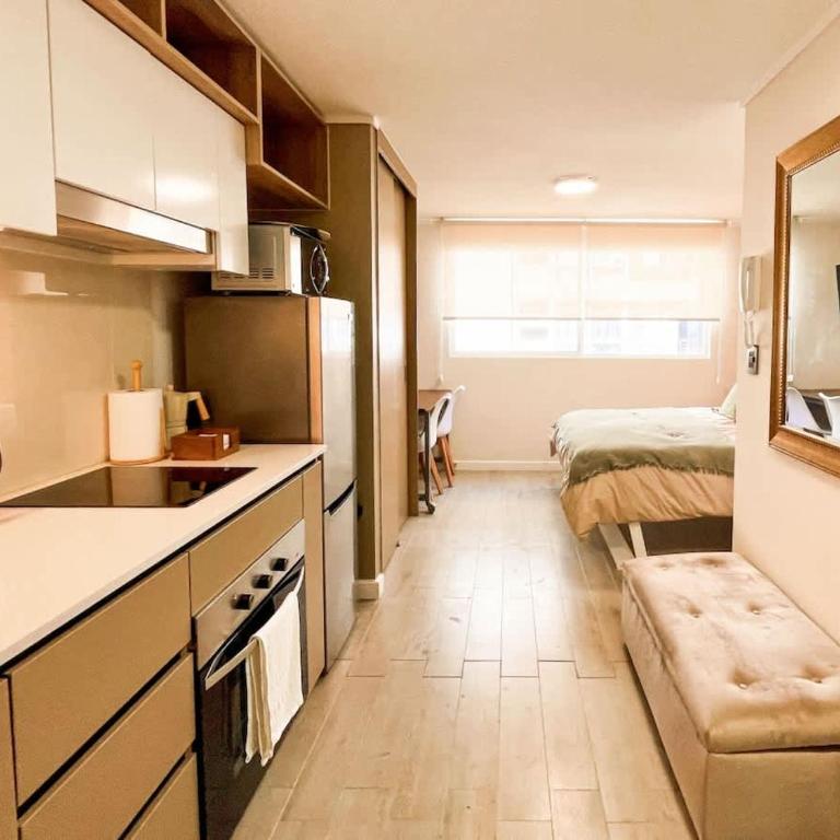 BUHO - Studio Santa Elvira - Home Office Laundry - Apartment - 4