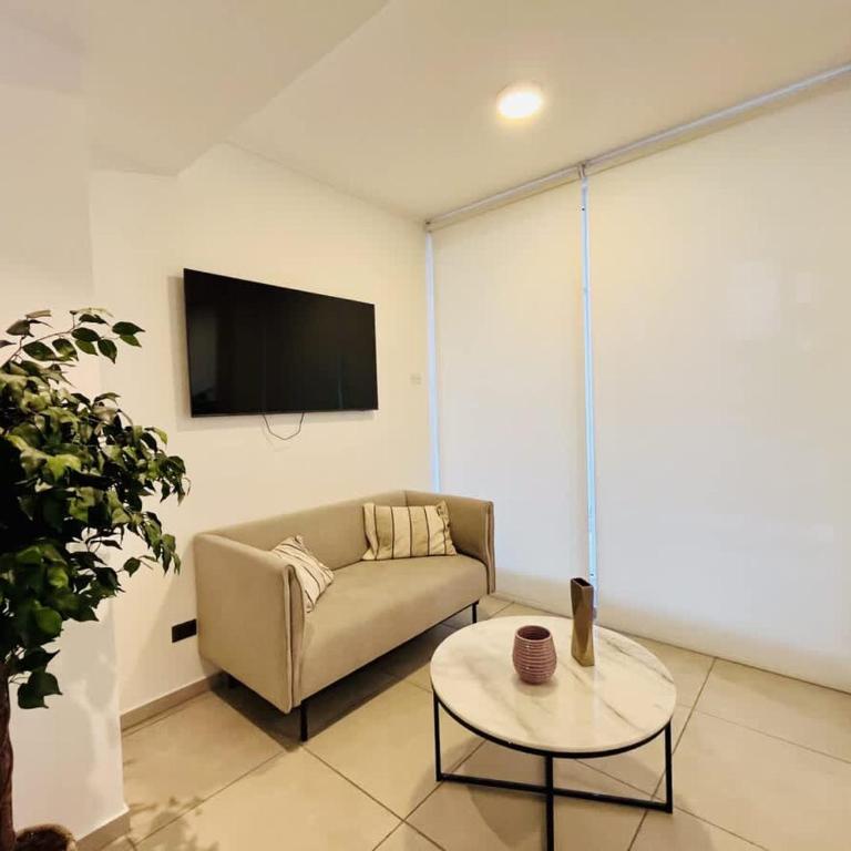 BUHO - Urban Plaza Vespucio - Laundry Parking Pool - Apartment - 25