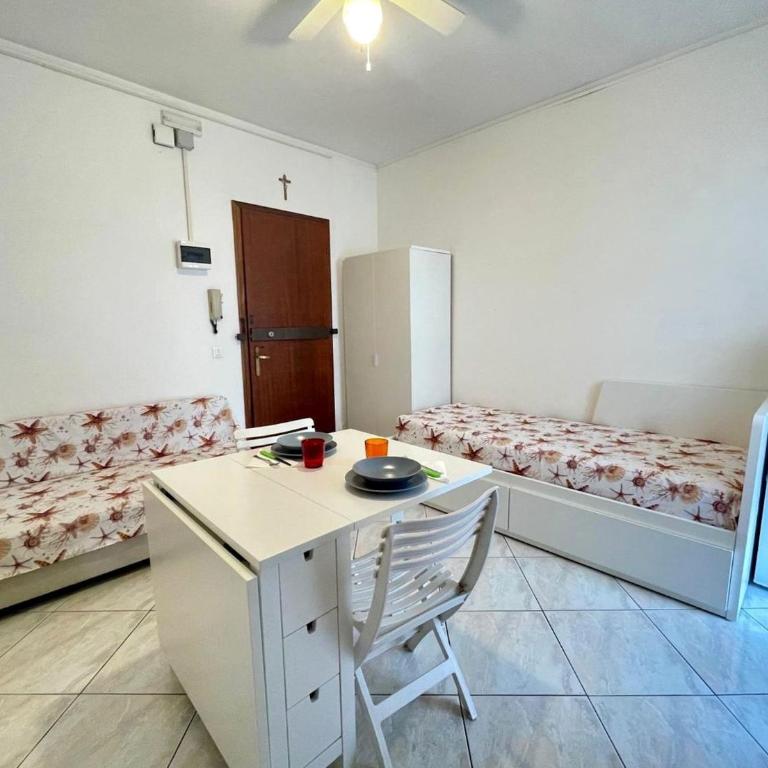 Studio with balcony close to the beach - Monolocale - 2