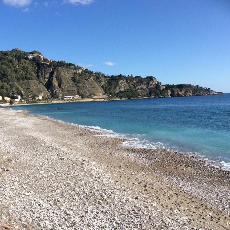 Taormina Stationhouse - Appartamento con Vista Parziale sul Mare - 1
