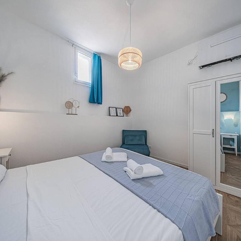 Borgo castello - trekking point - 8 min Sea - AC - One-Bedroom Apartment - 6