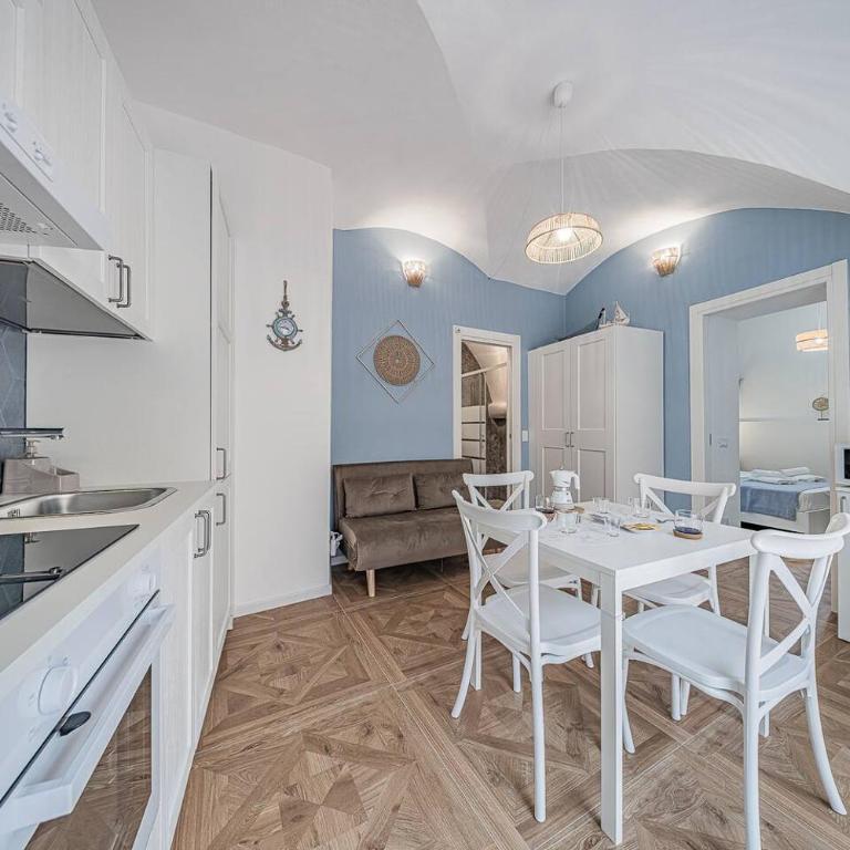 Borgo castello - trekking point - 8 min Sea - AC - One-Bedroom Apartment - 9
