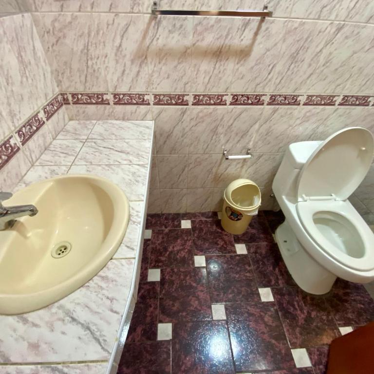Nayras Puno Hotel - Double Room with Private Bathroom - 4