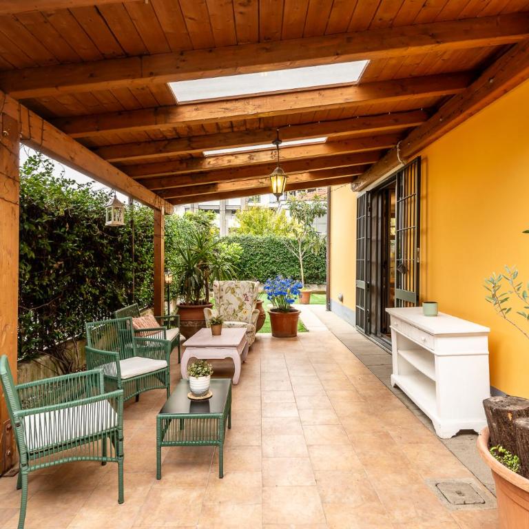 StayEasy Meucci - 2-Level apt with garden and box - Appartamento con 2 Camere da Letto e Vista Giardino - 3