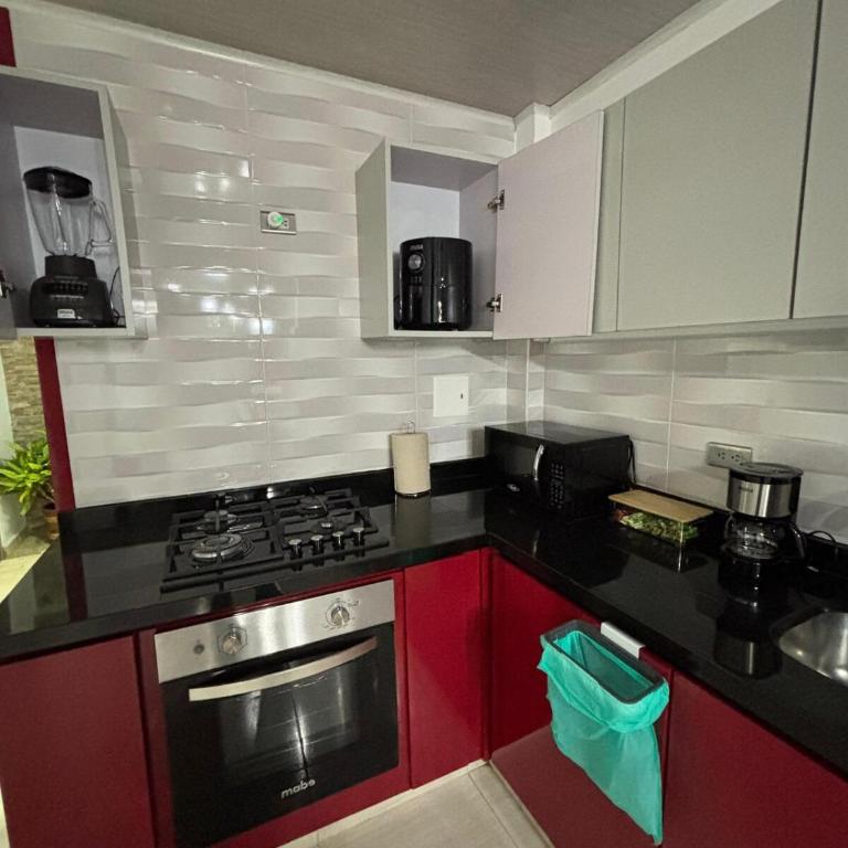 Acogedora y lujosa casa a las afueras con agua - Two-Bedroom House - 10