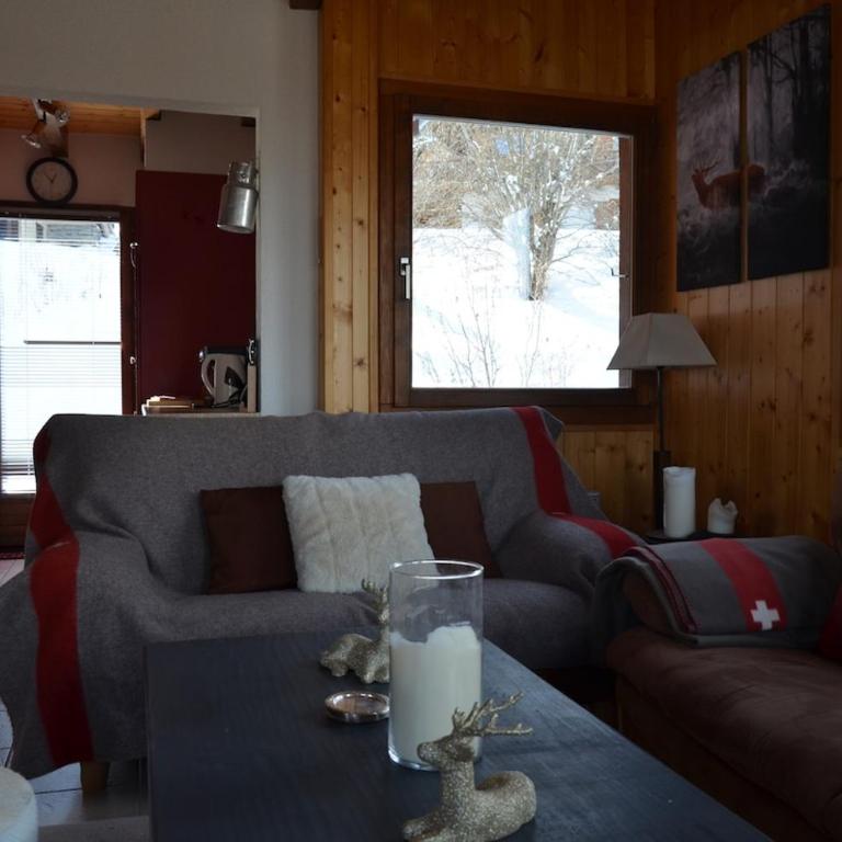Chalet with stunning views, ideally located, deer nearby, ideal for families, not suitable for groups - Chalet mit 3 Schlafzimmern - 7