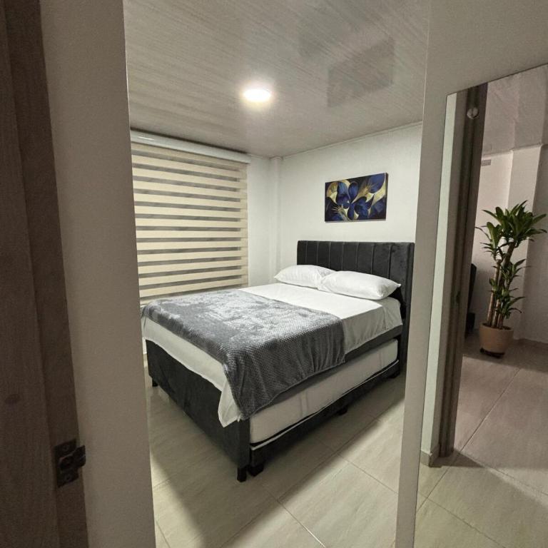Acogedora y lujosa casa a las afueras con agua - Two-Bedroom House - 18
