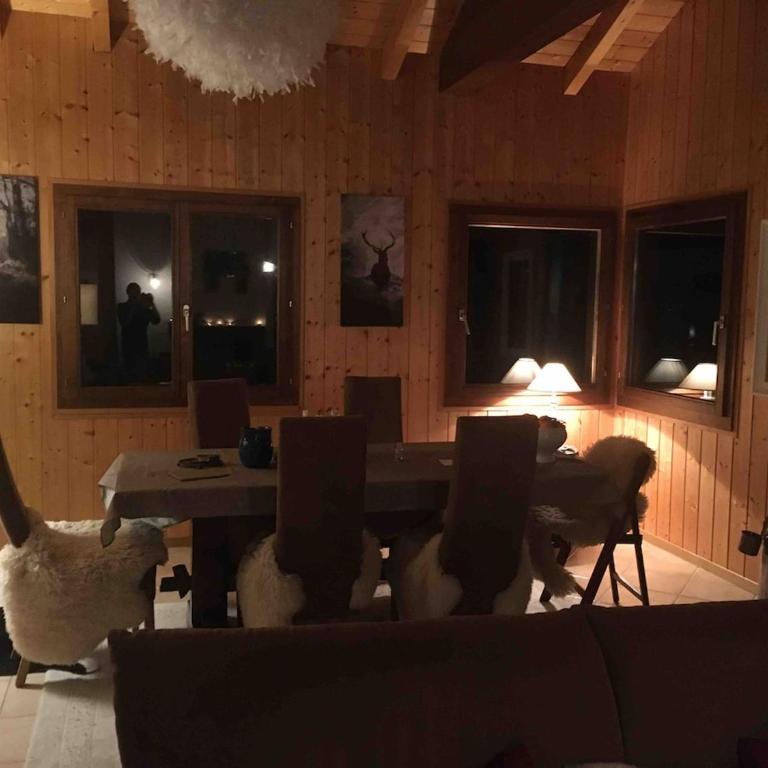 Chalet with stunning views, ideally located, deer nearby, ideal for families, not suitable for groups - Chalet mit 3 Schlafzimmern - 9