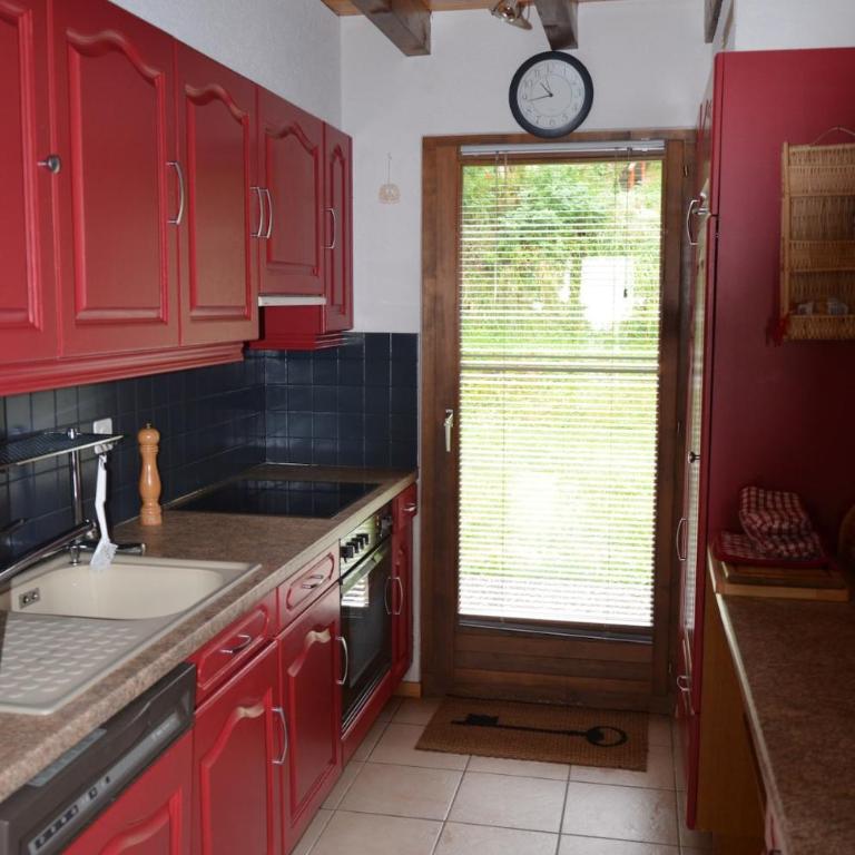 Chalet with stunning views, ideally located, deer nearby, ideal for families, not suitable for groups - Chalet mit 3 Schlafzimmern - 10
