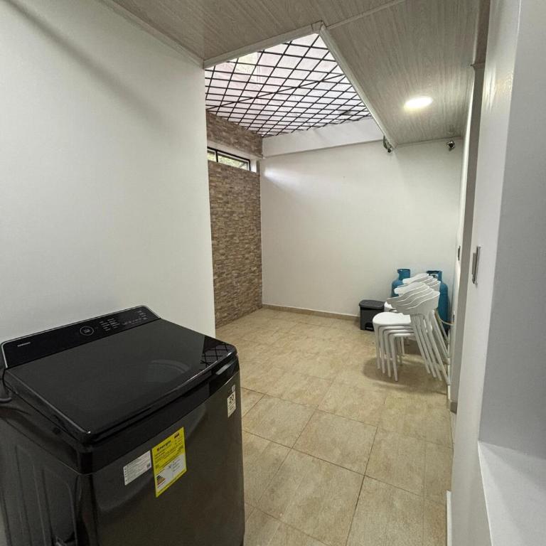 Acogedora y lujosa casa a las afueras con agua - Two-Bedroom House - 28