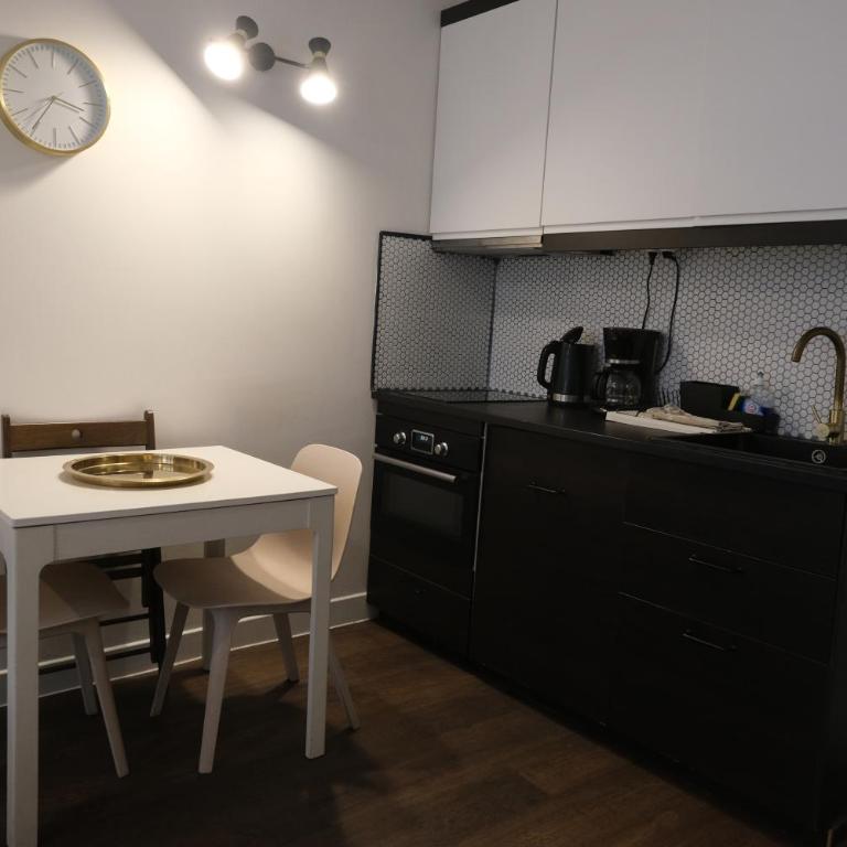 Studio Spacieux HyperCentre Tram Direct Gare ou Aéroport - Appartamento con 1 Camera da Letto - 5