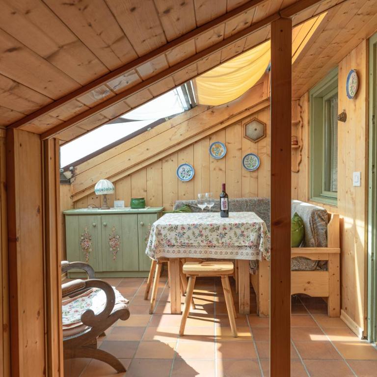 Private Veranda - Tiroler Chalet - Near Ski Slopes & Dolomites - Apartment mit 3 Schlafzimmern - 19