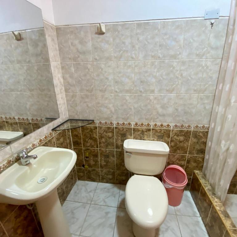 Nayras Puno Hotel - Triple Room with Private Bathroom - 7