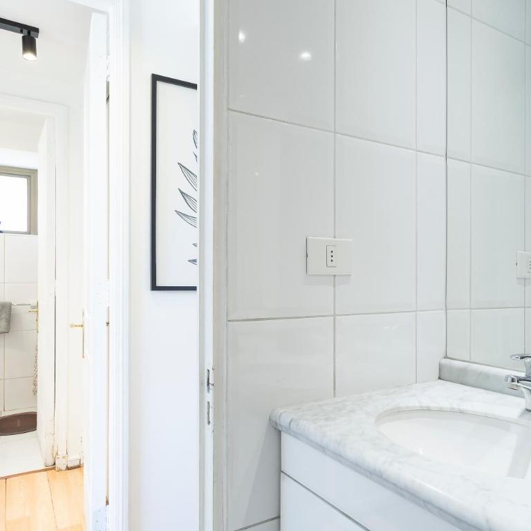 Dpto a pasos del Costanera center con aire acondicionado en Barrio el Golf - Two-Bedroom Apartment - 41