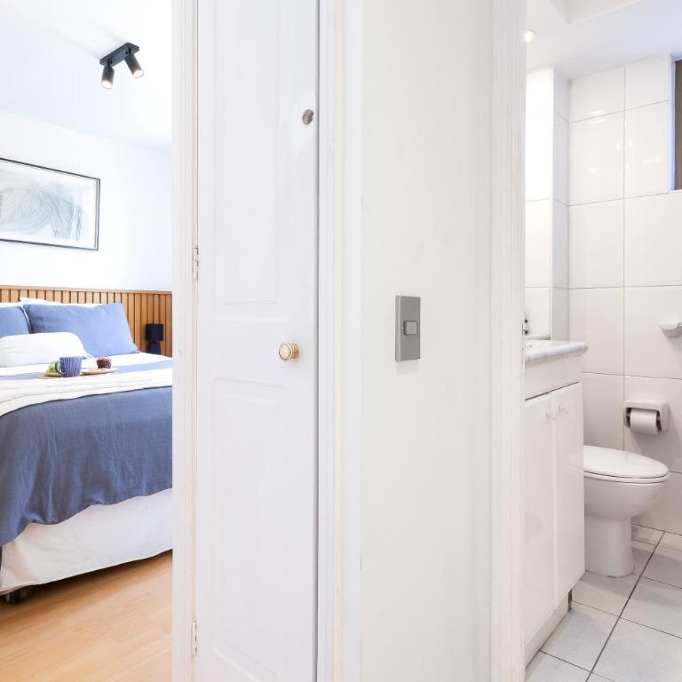 Dpto a pasos del Costanera center con aire acondicionado en Barrio el Golf - Two-Bedroom Apartment - 48