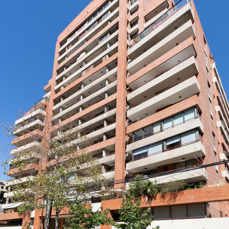 Dpto a pasos del Costanera center con aire acondicionado en Barrio el Golf - Two-Bedroom Apartment - 51