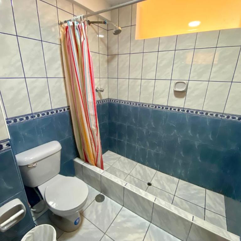 Nayras Puno Hotel - Standard Triple Room - 5