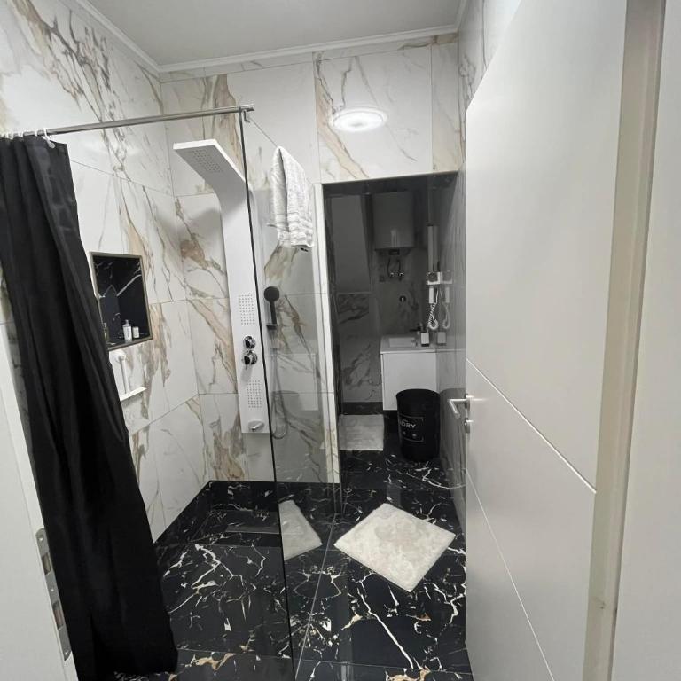 Guest House Eden - Apartman sa 1 Spavaćom Sobom - 3