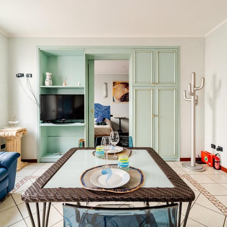 Nido Estense ad un respiro dal Castello - One-Bedroom Apartment - 14