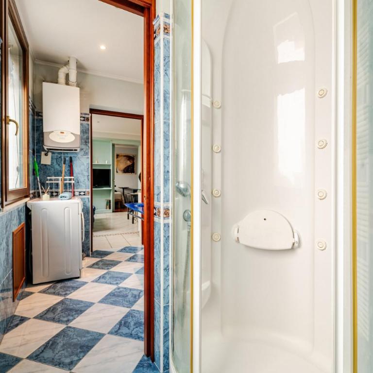 Nido Estense ad un respiro dal Castello - One-Bedroom Apartment - 9
