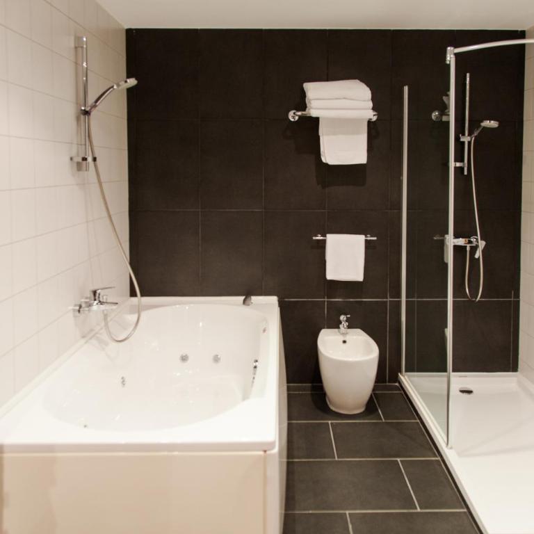 Hotel Avenida - Suite - 4